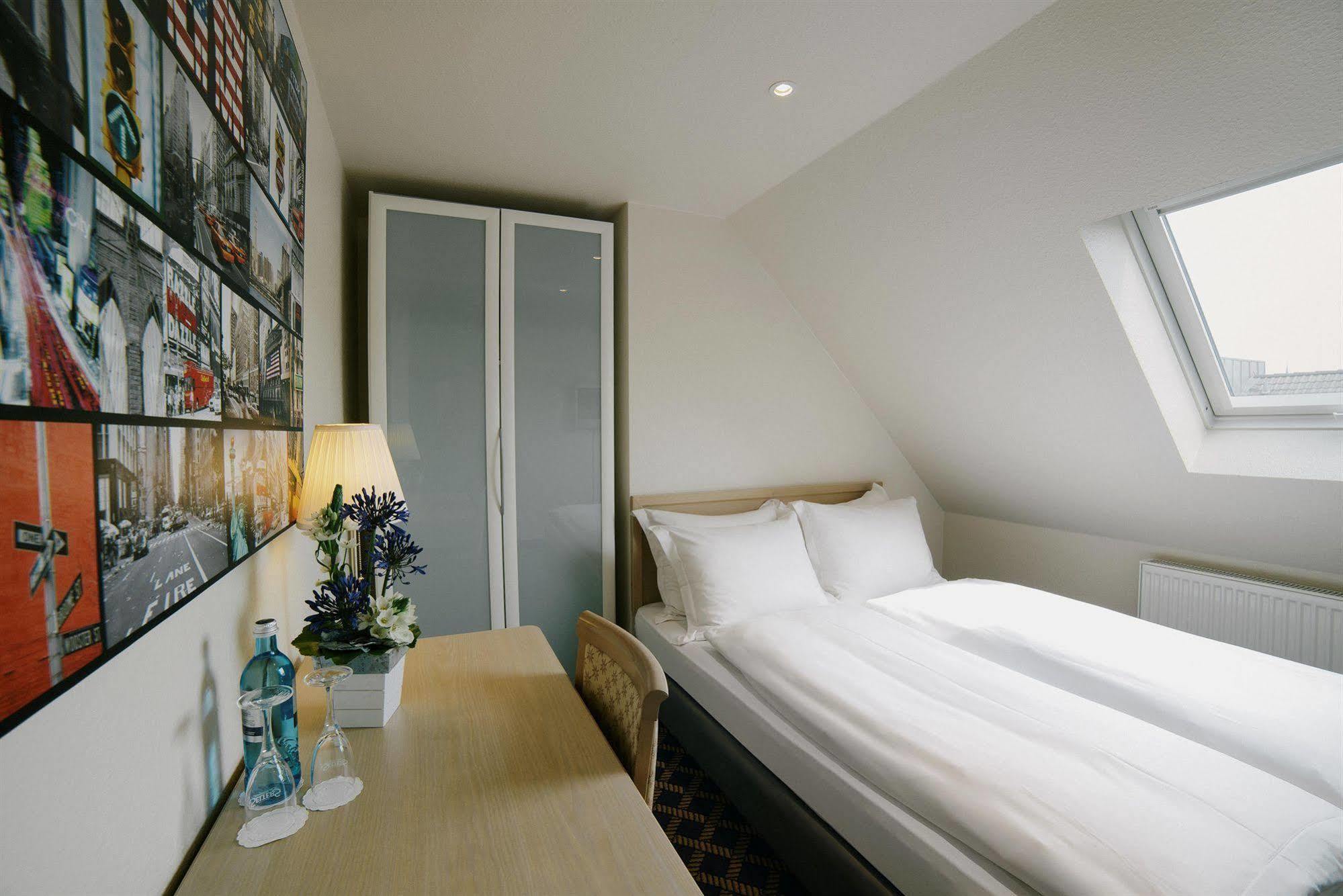 Hotel Stella Maris Hamburg Zewnętrze zdjęcie